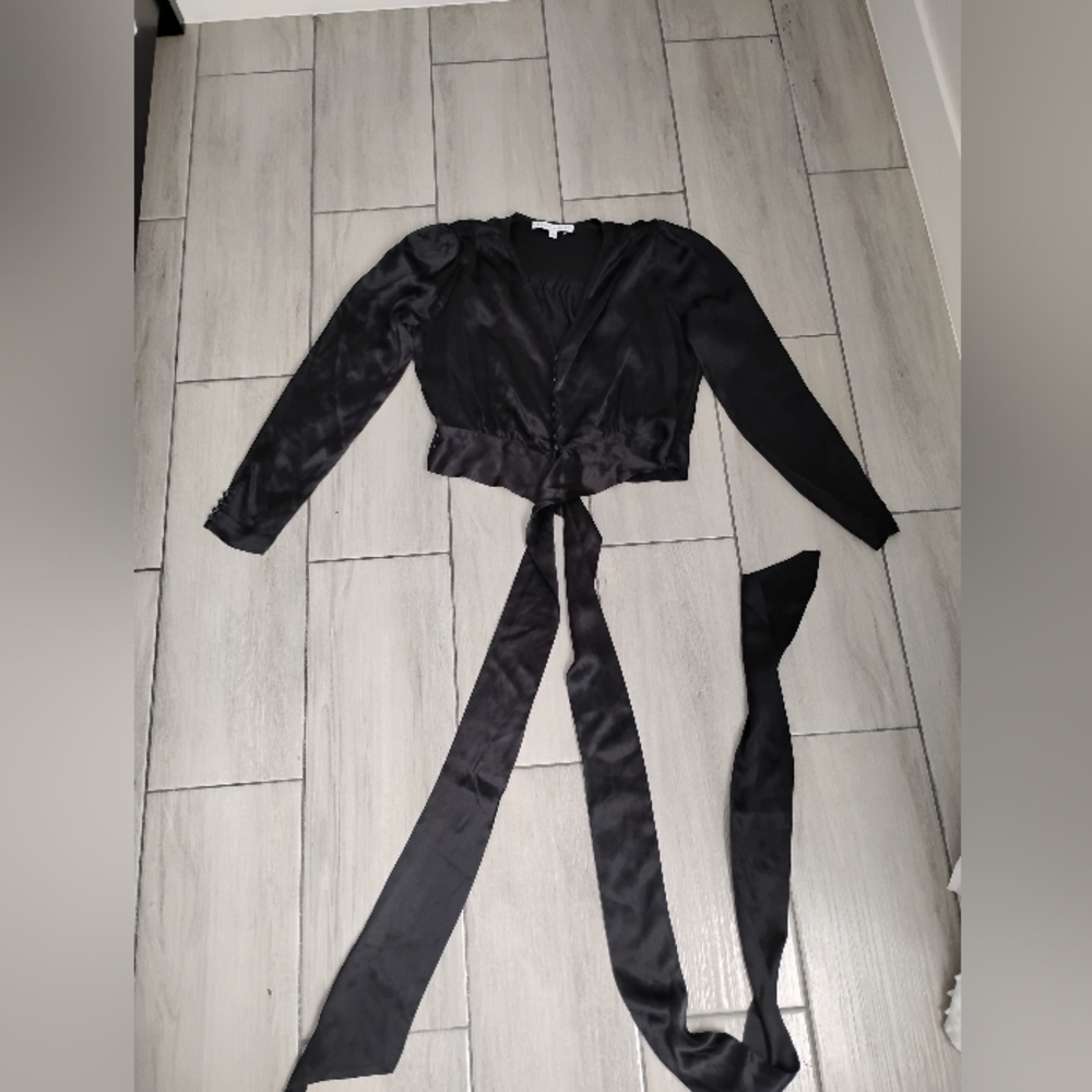Secret Mission Elegant Black Women's Crop Top 100% Silk Size M
